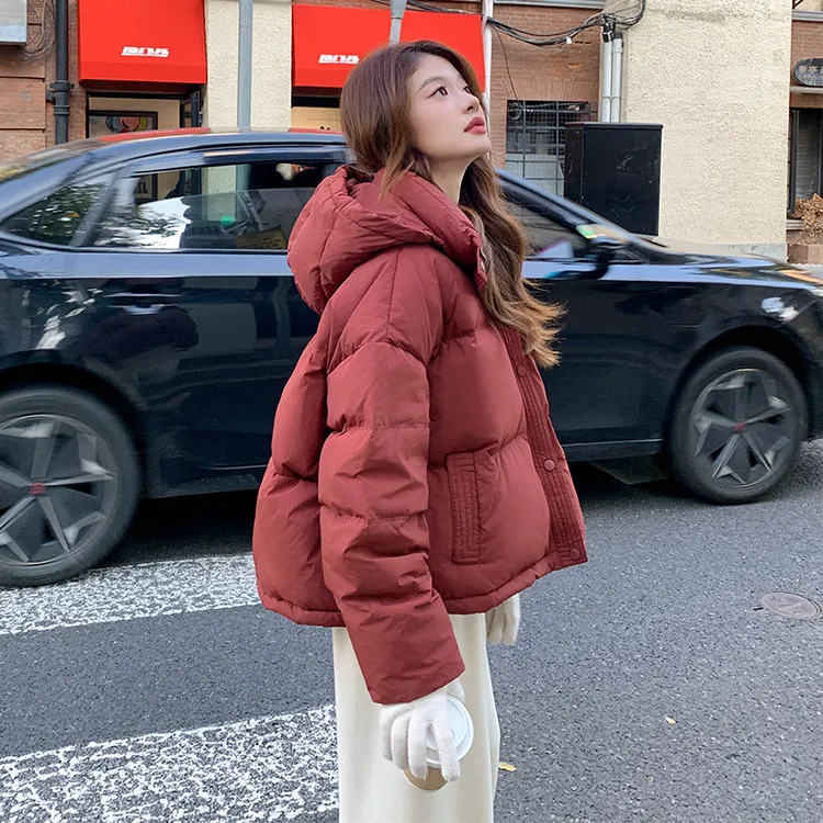 安可拉红短款连帽羽绒服女冬季洋气时尚显白小个子加厚面包服外套