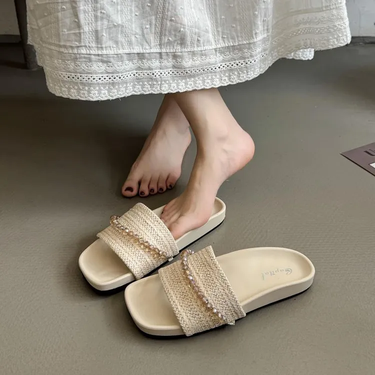 串珠编织凉拖鞋女夏季外穿2025新款时尚平底高级感沙滩软底一字拖
