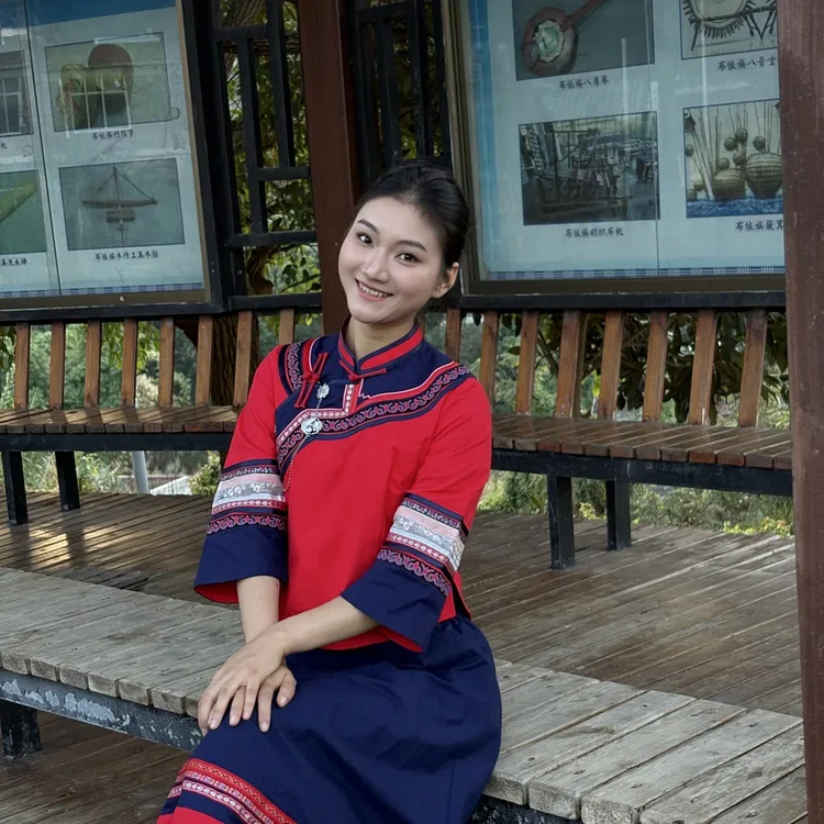 布依族壮族传统民族风红蓝大裙摆复古立领套装