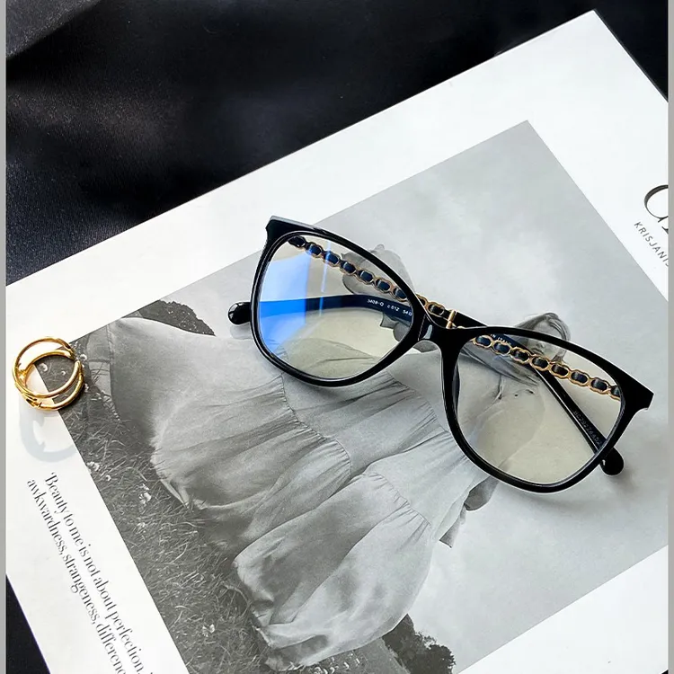 小香家3408时尚百搭黑框素颜神器眼镜女款大框可配近视度数显脸小