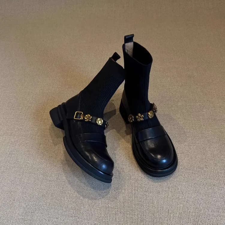 厚底金属扣弹力短靴2025新款复古学院风针织瘦瘦靴女百搭乐福袜靴