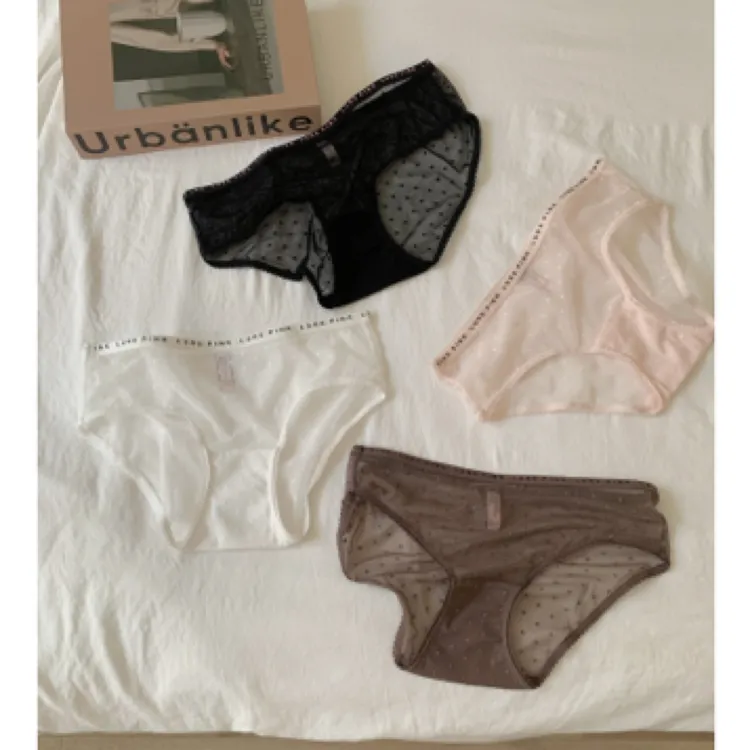 性感波点蕾丝三角裤少女清新包臀内裤时尚无痕透气