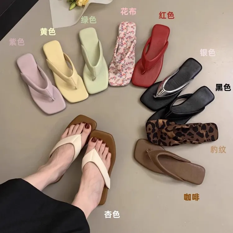 UHCK红色人字拖鞋女外穿夏季新款仙女夹趾凉拖平底凉鞋海边度假沙