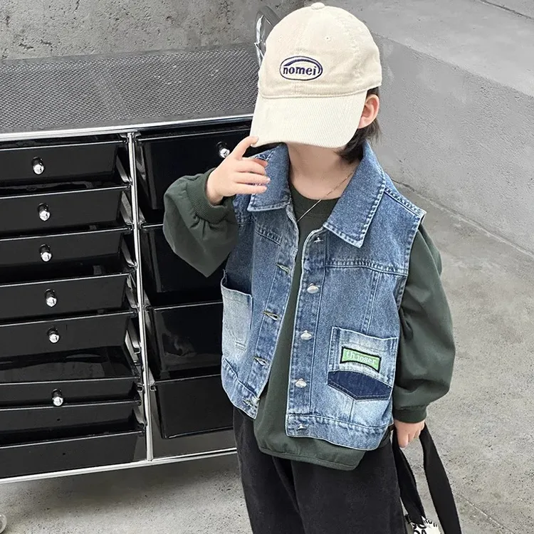 男童春秋马甲2025中大童洋气坎肩儿童休闲酷帅马夹外穿背心春秋装