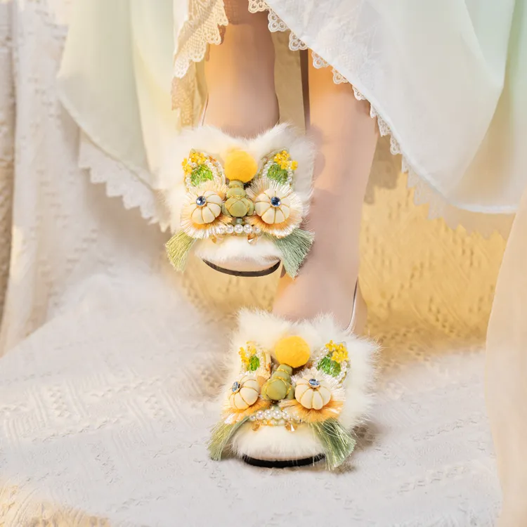 秋季平底虎头鞋2025今年流行鞋子ins百搭国潮新中式一脚蹬舒适