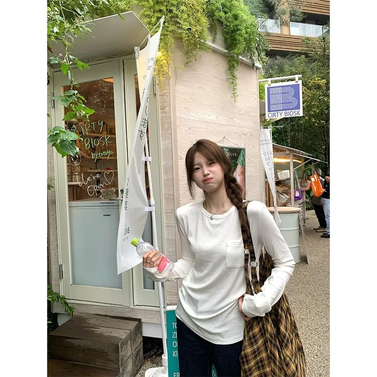 秋冬松弛假两件口袋长袖设计感打底衫女圆领叠穿内搭T恤白色上衣