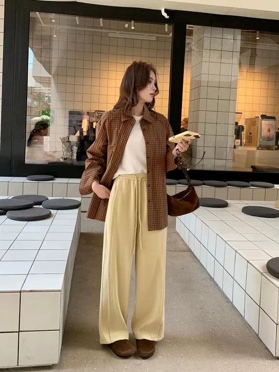 2025秋冬新款高腰系带直筒软糯拖地绵羊毛蚕丝泡芙休闲阔腿裤女