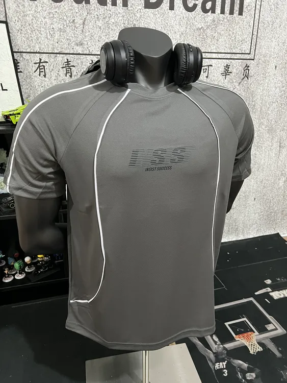 立体线条速干运动短袖美式宽松训练篮球健身户外投篮服夏季新款