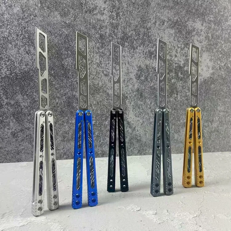 班输造物原创8802V2天工巧夺非攻七系铝玻璃音蝴蝶刀练习刀未开刃