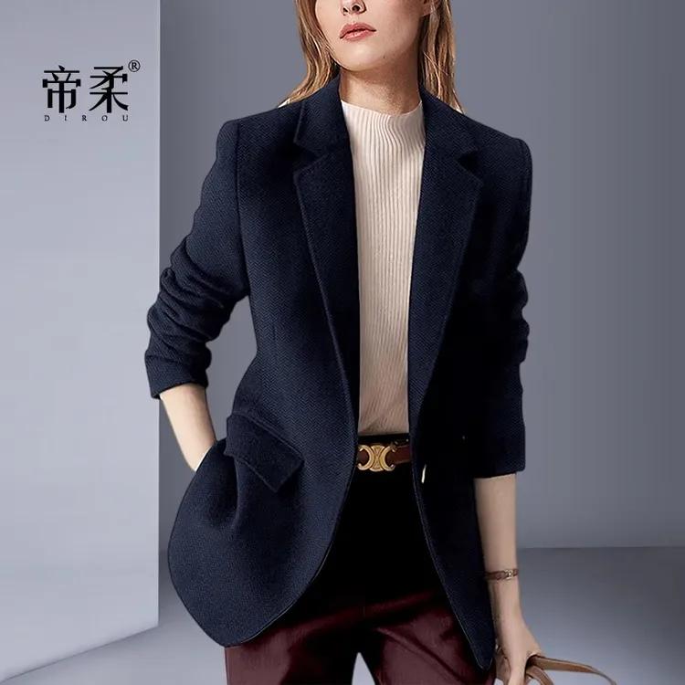 高级感正肩西装外套女春秋季2025新款显瘦气质西服百搭职场上衣