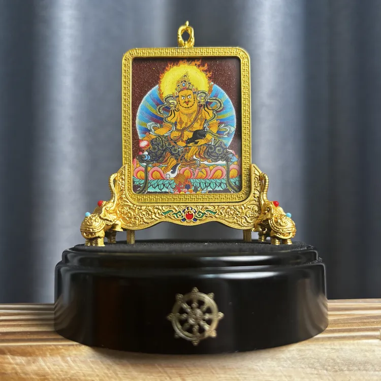 多款黄财神唐卡挂件