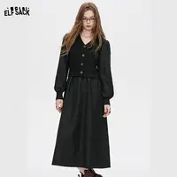 妖精的口袋假两件v领连衣裙女2025年秋季新款黑色收腰显瘦长裙子