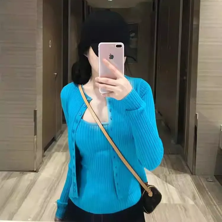 韩系显白蓝色甜辣妹针织吊带开衫两件套女早春季2025新款长袖套装