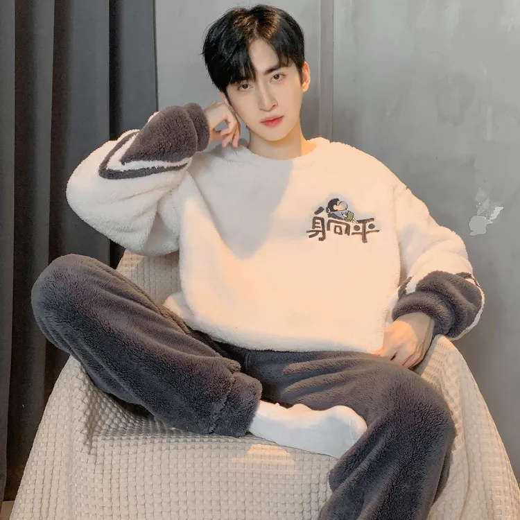 男睡衣冬加厚珊瑚绒套装青少年卡通法兰绒保暖秋冬季毛绒绒家居服
