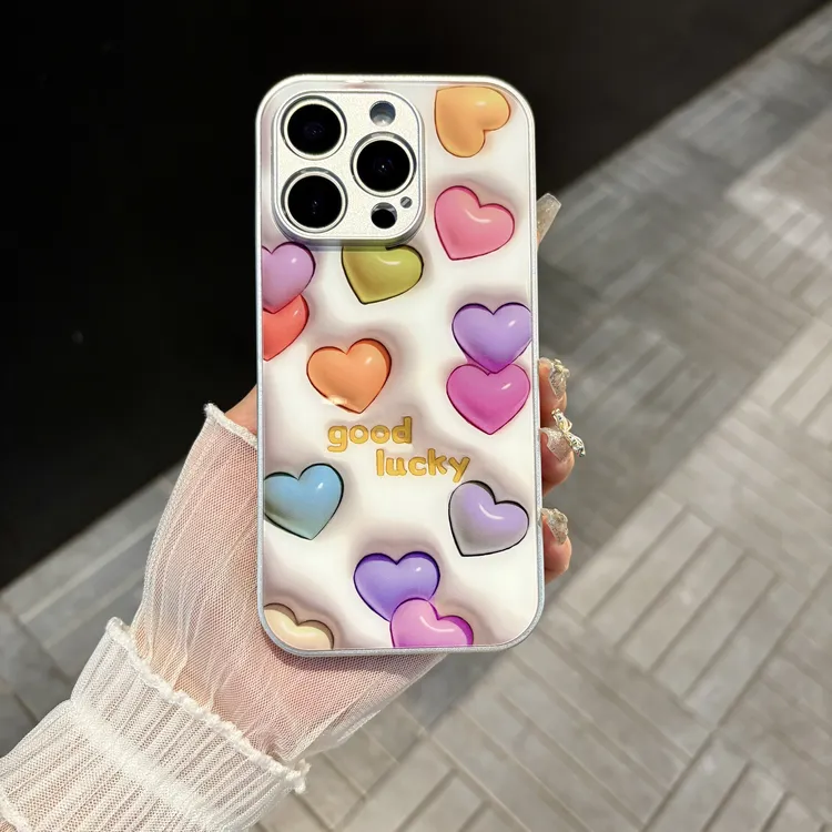 苹果/华为/oppo/vivo/小米 彩色爱心适用iPhone16/17玻璃手机壳