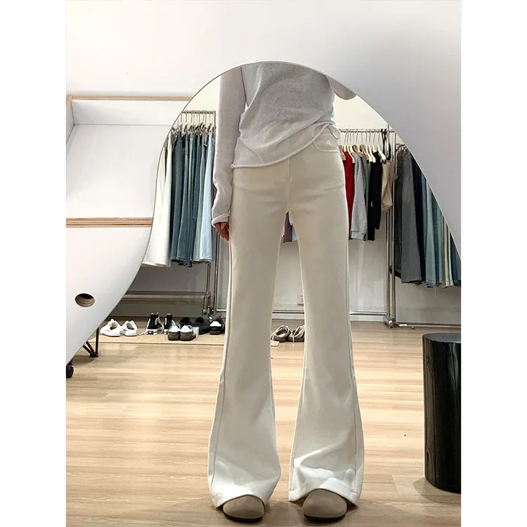 杏色高腰微喇灯芯绒休闲裤女秋冬新款保暖显瘦百搭马蹄裤子