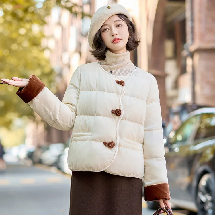 DUCURNO米白色圆领羽绒服女冬季2025年新款洋气加厚保暖短款外套