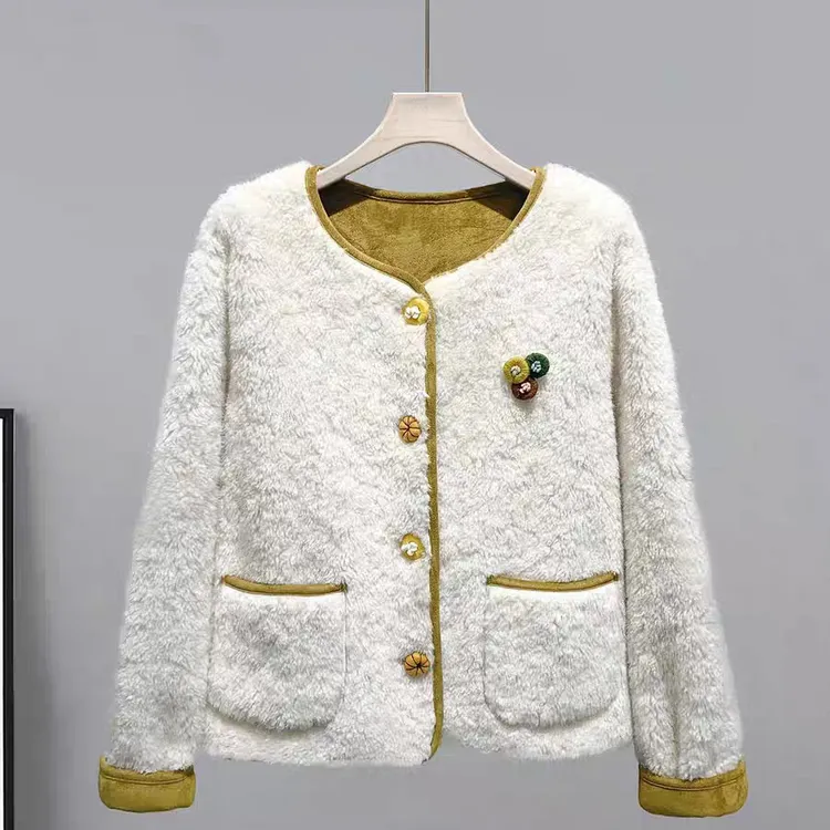 撞色常规款长袖秋冬保暖女短外套宽松休闲百搭气质