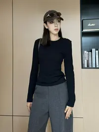 2024爆款高档打底衫女士圆领上衣T恤纽扣设计时尚内搭宽松L218