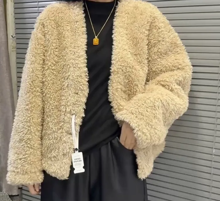 1930秋冬款羔毛外套