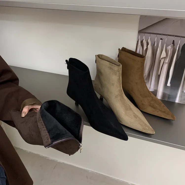 108-3秋冬法式秋季高跟厚款尖头百搭细跟常规款黑色显瘦气质裸靴