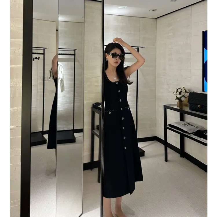 DANSO玉美华【墨韵小香】U领秋季棉羊毛小香风无袖连衣裙560409C