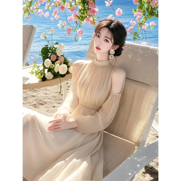 法式富家千金高级感出席重要场合气质杏色露肩连衣裙子2025年春季