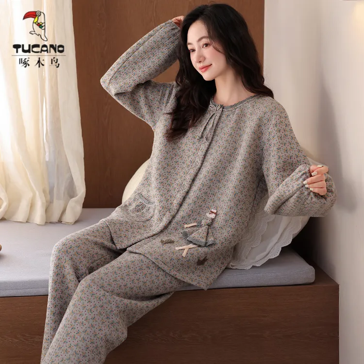 啄木鸟空气棉睡衣女秋冬季加厚纯棉夹层家居服开衫款中年妈妈可外