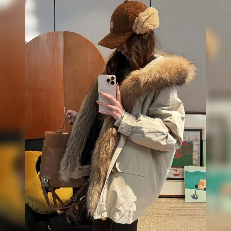 PCNY丨不理理「卡其绒冕」貉子毛毛领兔毛内胆90白鸭绒保暖羽绒服