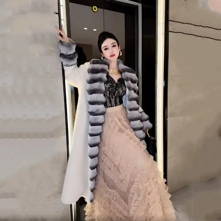 人造皮草 冬季女长款龙猫青紫蓝皮草外套2025冬季新款气质大衣