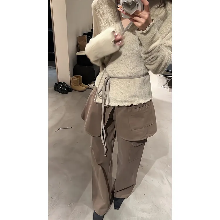 韩系设计感V领毛毛2025年秋冬女新款上衣高级感时尚屁帘显瘦裤子