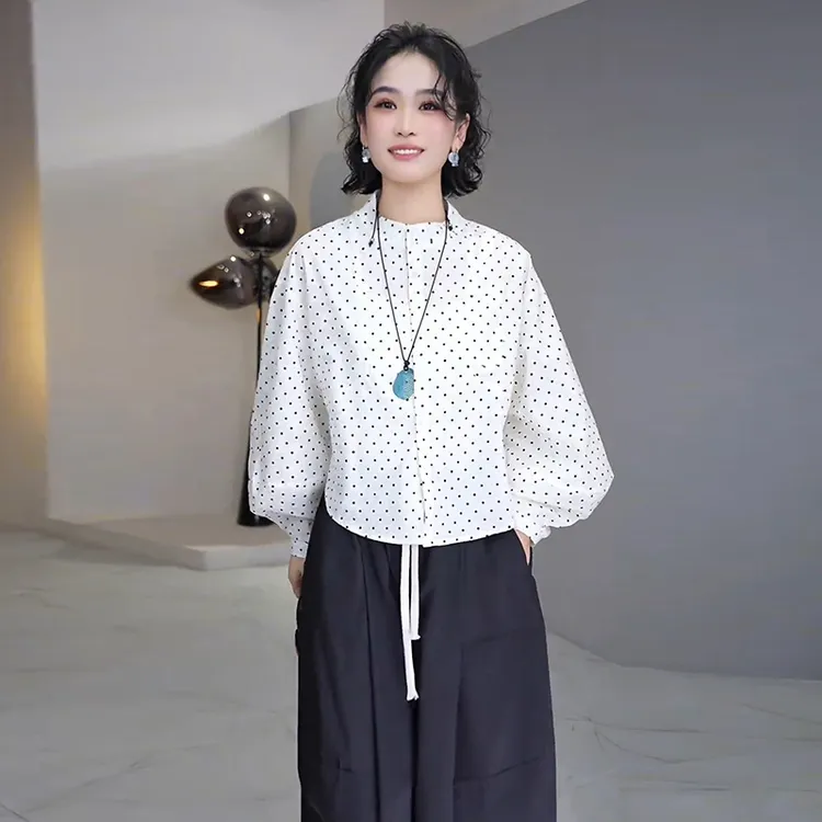 韩系休闲简约波点设计感显瘦衬衫女2025春季新款高级气质通勤上衣