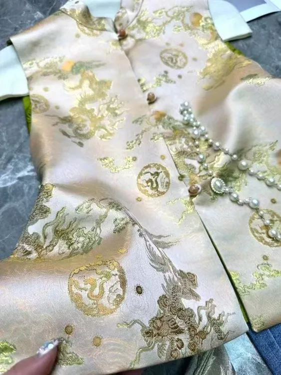 金色龙图腾两面穿国风马甲