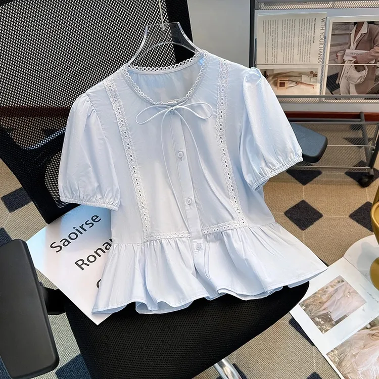 2025年夏季新款温柔时尚下摆衬衫法式气质小香风花边短袖衬衫女