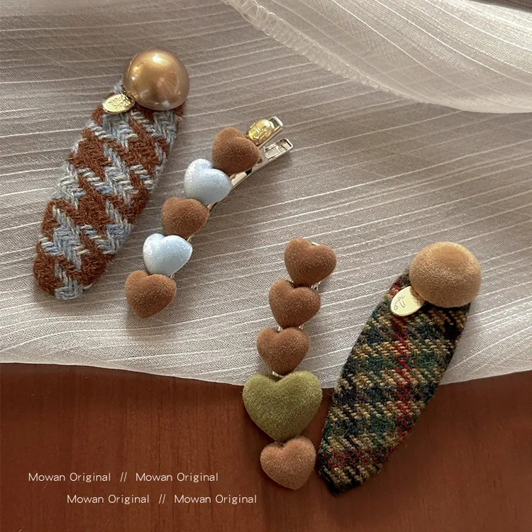 秋冬爱心布艺发夹女2025新款高端侧边碎发刘海夹精致夹子发卡头饰