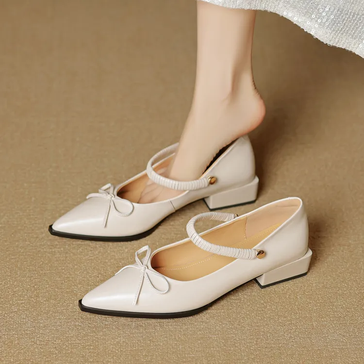 一字带玛丽珍女鞋2025年新款法式蝴蝶结粗跟复古百搭尖头浅口单鞋