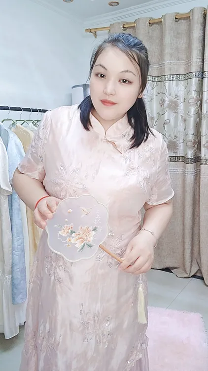 夏季2025新款国风新中式提花褶皱改良旗袍显瘦大码连衣裙