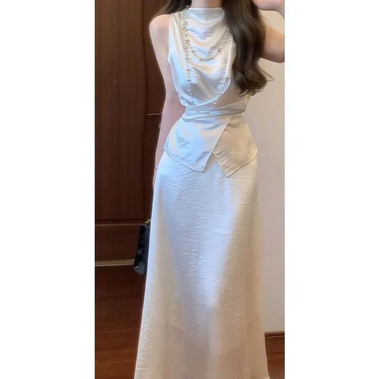 【落落白月】小众设计感缎面套装高端显瘦系带时尚两件套9398