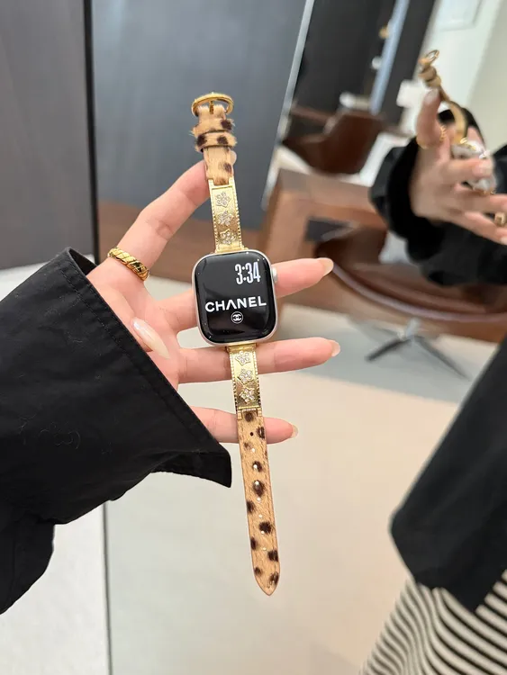 适用苹果appleiWatchs10花朵接头豹纹毛呢表带s9s8s7小众高级SE21