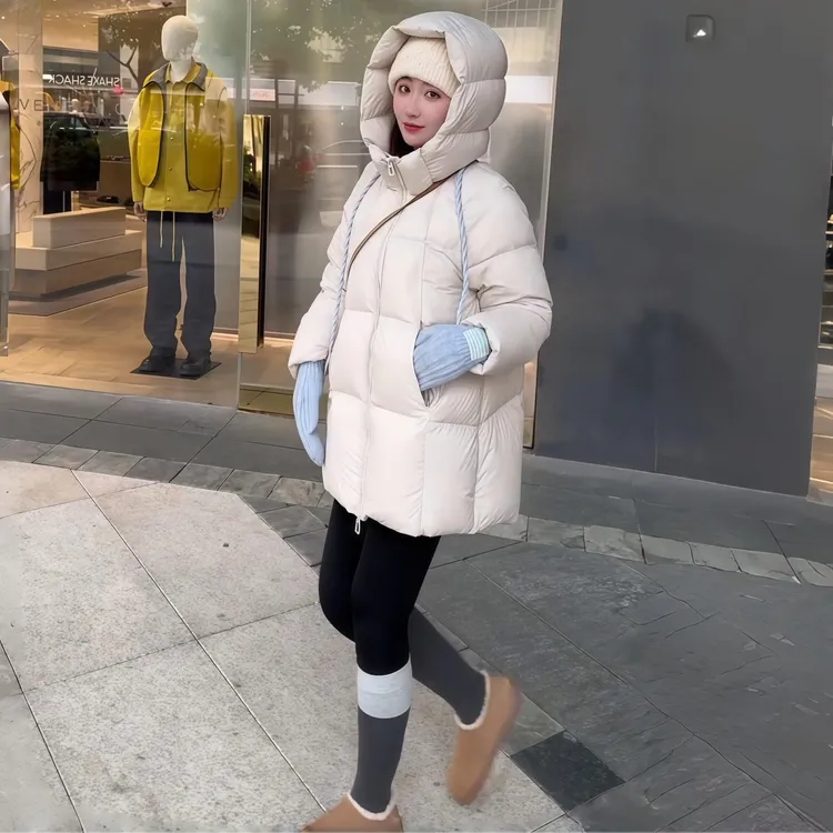 白色轻盈保暖羽绒服女中长款2025冬季新款高级90白鸭绒连帽面包服