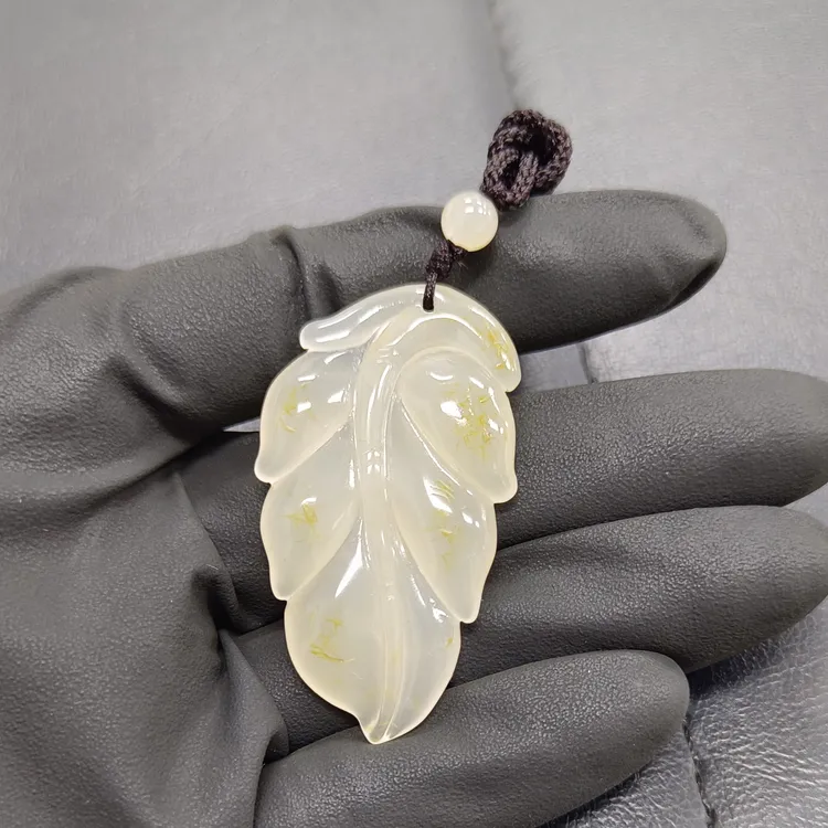 江津玉天然富硒玉【玉雕树叶】，男女挂件，吊坠，大业有成，金枝玉叶