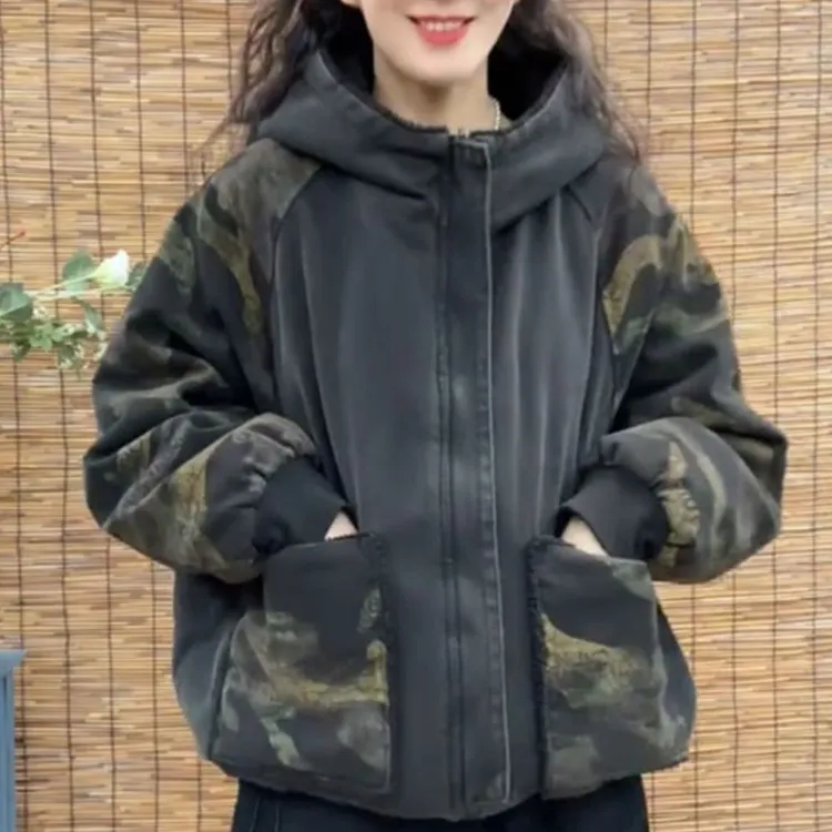 2025秋冬季新款复古加绒牛仔外套女时尚休闲百搭洋气减龄连帽宽松