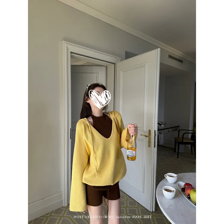 大V领抽绳连帽针织衫女早秋2025新款休闲宽松百搭毛衣上衣外套潮