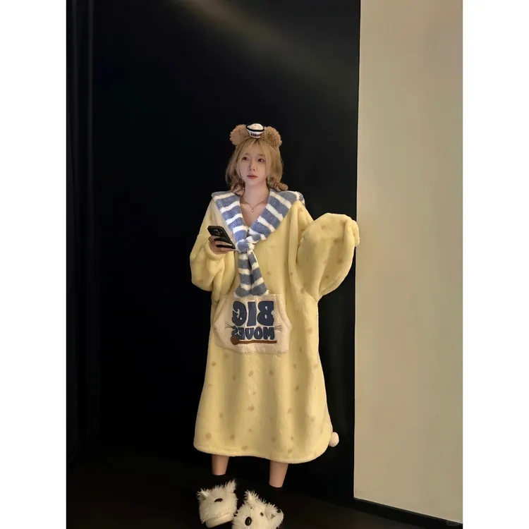可爱拼接披肩珊瑚绒睡袍女秋冬新款大码加绒加厚睡裙家居服可外穿