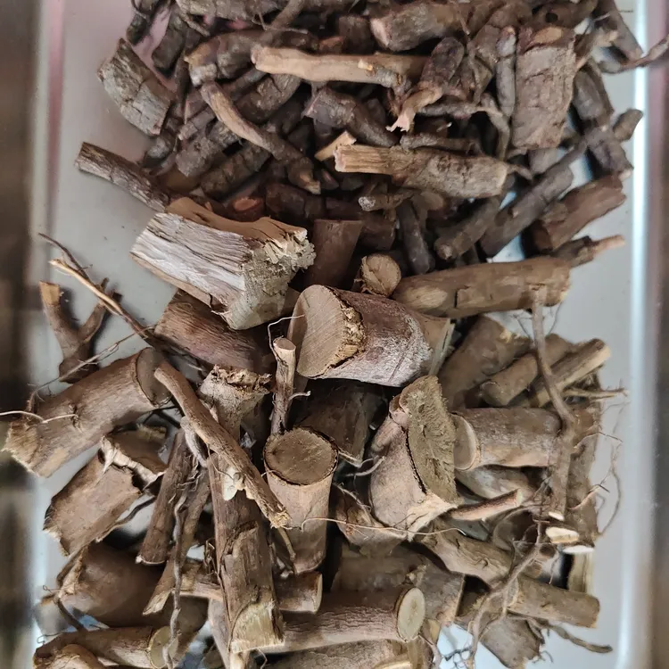 客家草根 渭根子山苍子树根 木姜子 山鸡椒 黑老虎 组合煲猪肚 