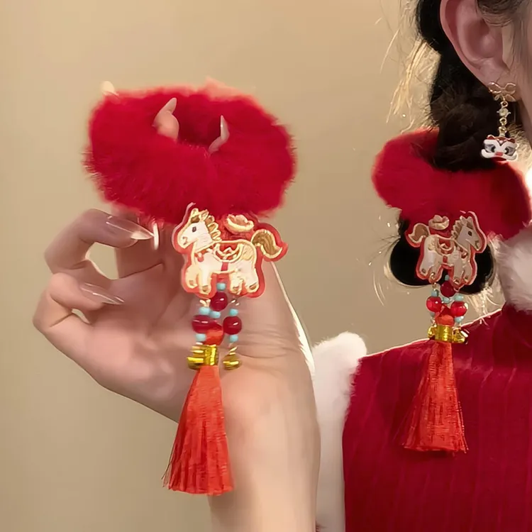新年红色小马流苏毛绒大肠发圈女2025新款丸子头扎马尾头绳头饰