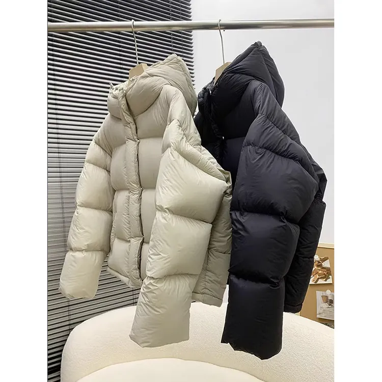 羽绒服女款2025年冬季新款小个子加厚90白鸭绒面包服黑色短款外套