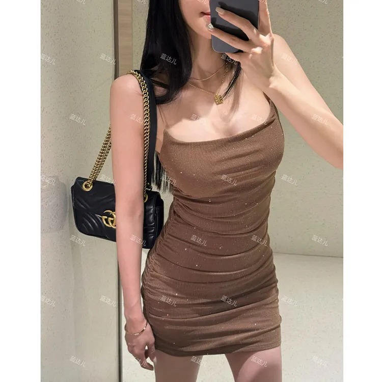  蓝达儿【可拆胸垫】收腰显瘦辣妹包臂吊带性感连衣裙
