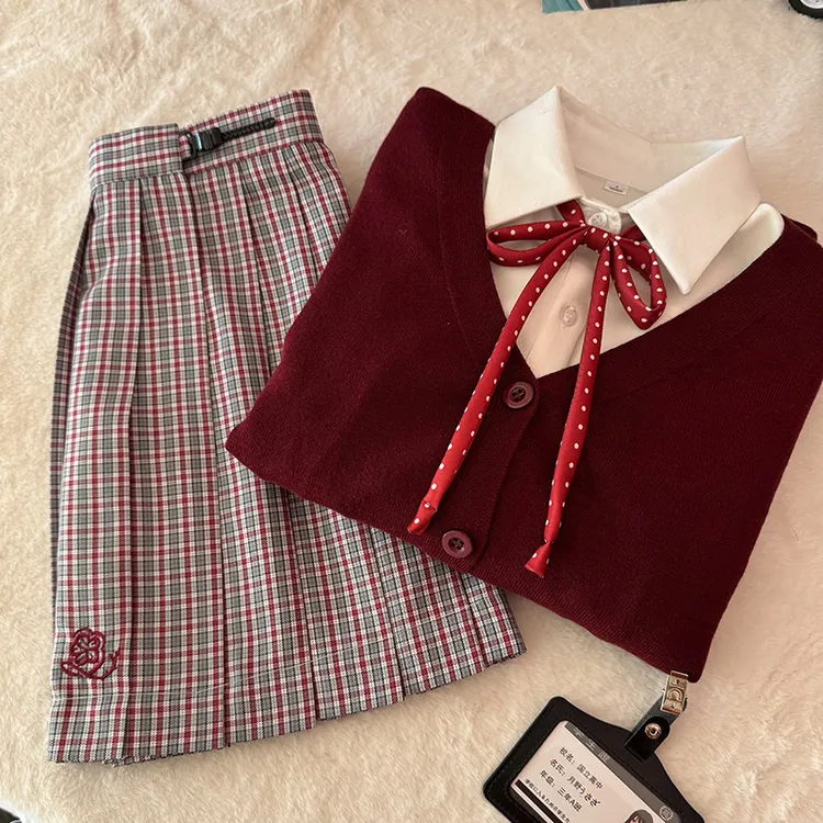 新品【望梅好】新年红色刺绣格裙学院风显白校供JK制服格裙