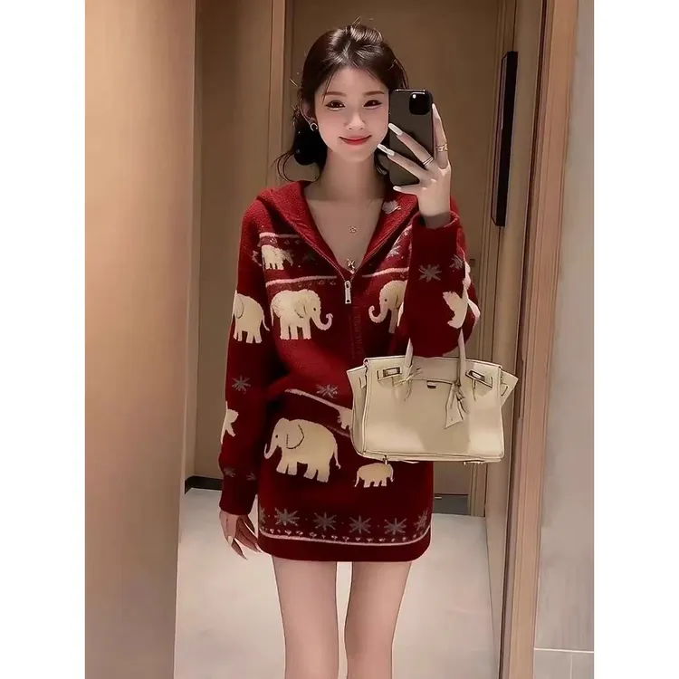 费尔岛红色针织提花套装秋冬季新款大码女装减龄上衣半身裙两件套